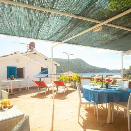 Holiday home Casetta Dei Pescatori